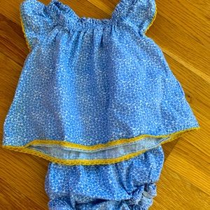 Baby gap, matching set, size 6-12, girls
